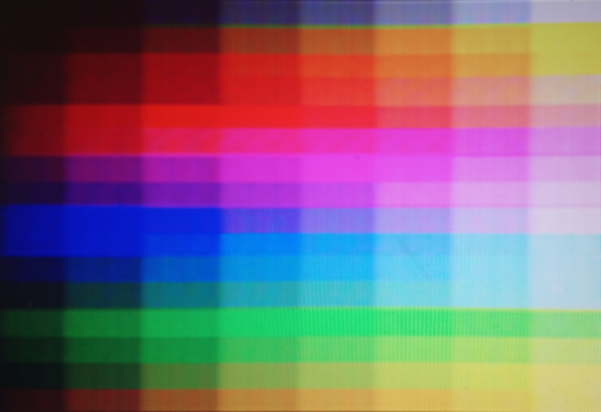 Grafika:Secam_colors_lcd.jpg