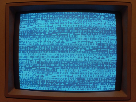 Plik:Svideo crt commodore 1084s-p1 fixed.png