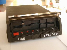 Plik:Ldw2000.jpg